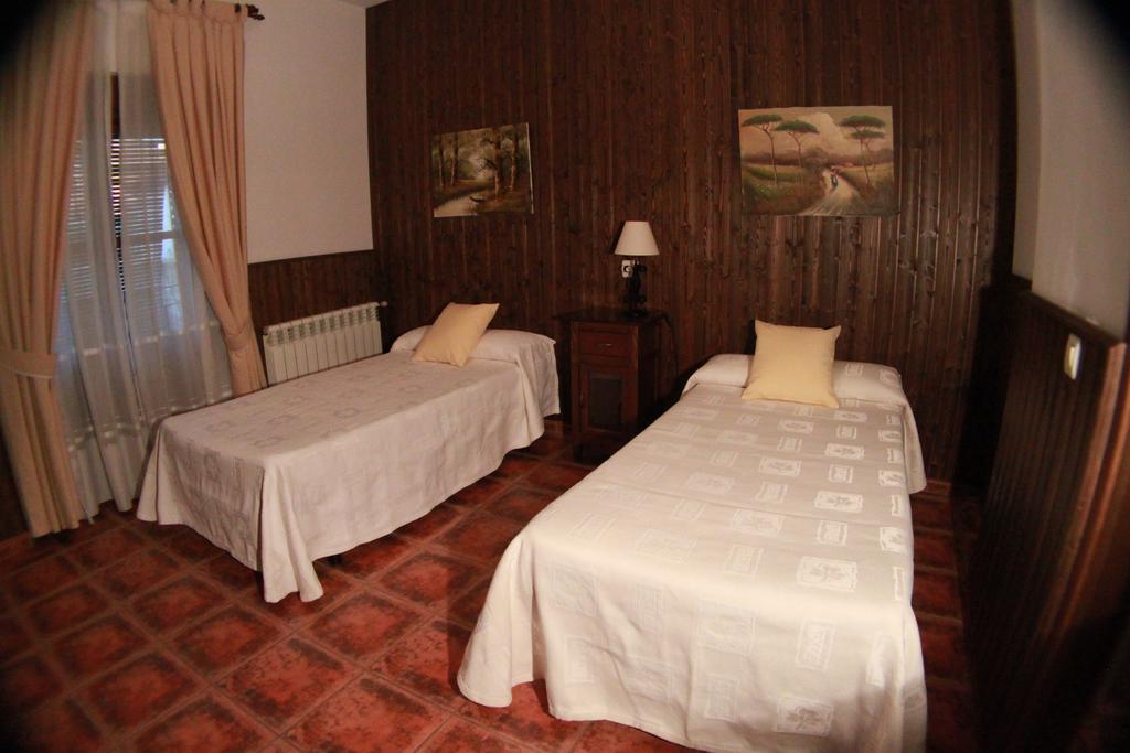 Casa Rural Pena Falcon Torrejón el Rubio Dış mekan fotoğraf