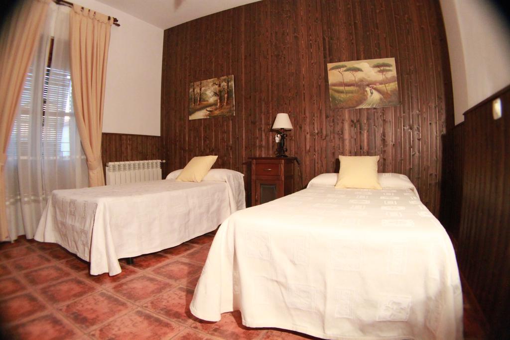 Casa Rural Pena Falcon Torrejón el Rubio Dış mekan fotoğraf
